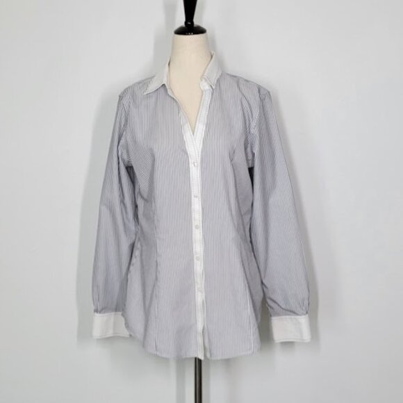 Brooks Brothers Tops - BROOKS BROTHERS fitted non-iron stretch top Sz 8